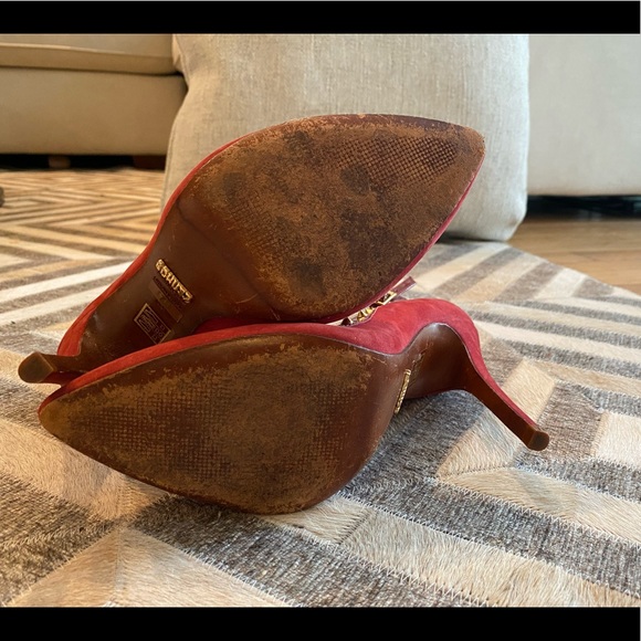 Schutz Burgundy Gold Spiked T Strap ‘Fiona’ - Picture 7 of 8